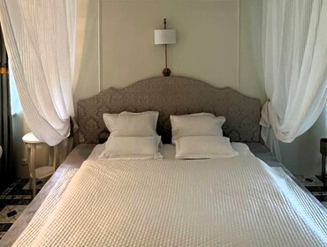 Комплекс из двух коттеджей на 60 человек