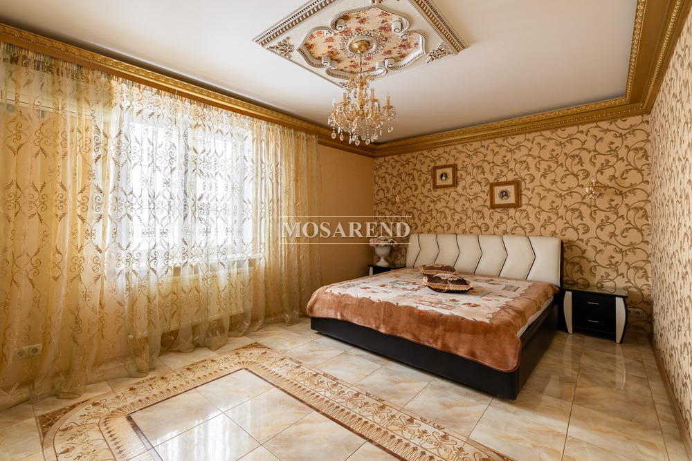 Комплекс из двух коттеджей на 50 человек