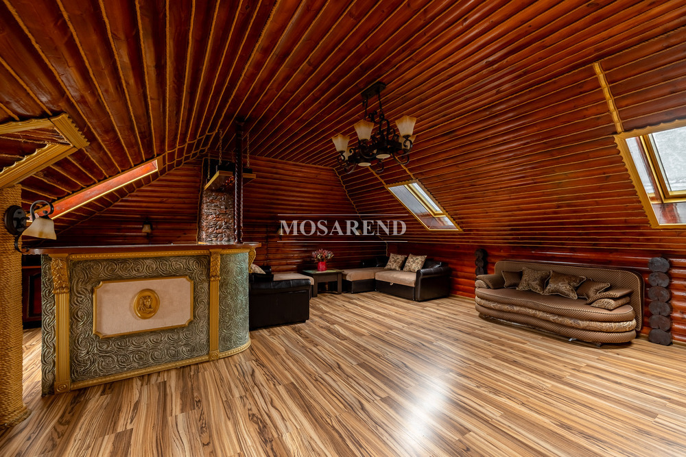 Комплекс из двух коттеджей на 50 человек