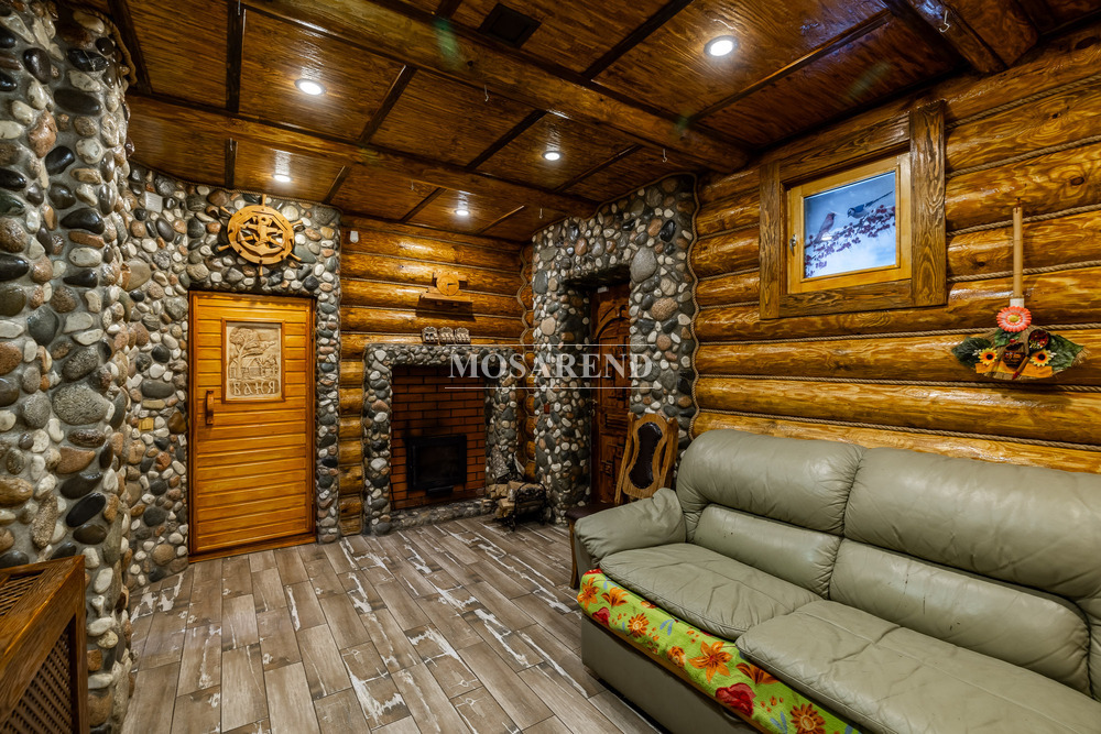 Комплекс из двух коттеджей на 50 человек