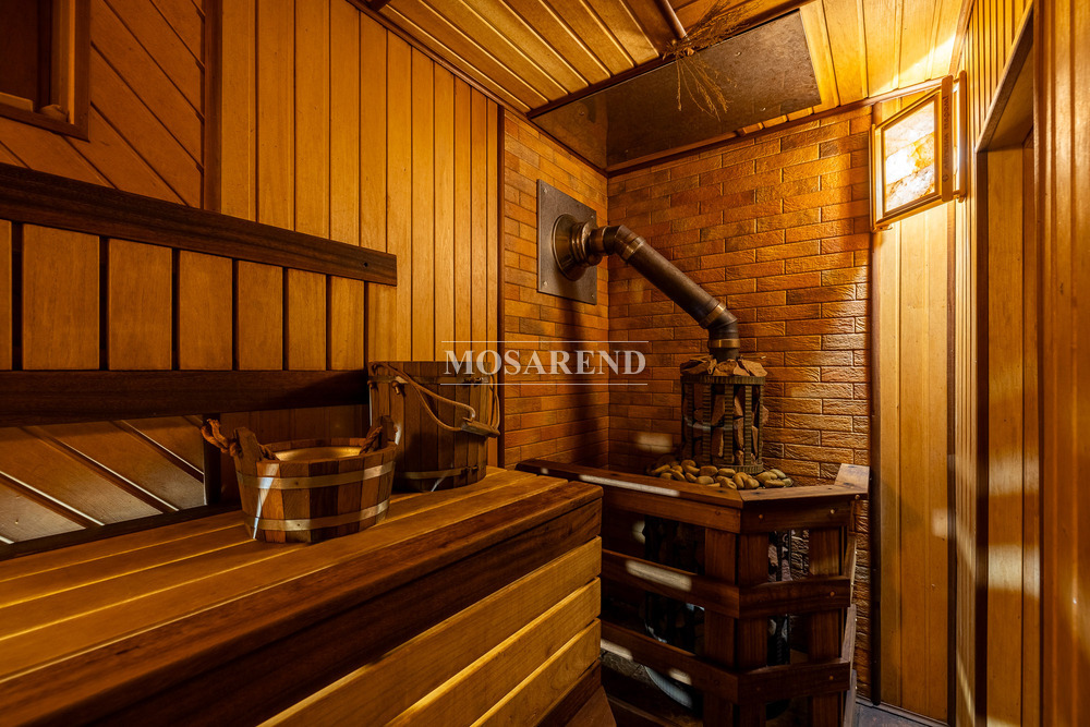 Комплекс из двух коттеджей на 50 человек