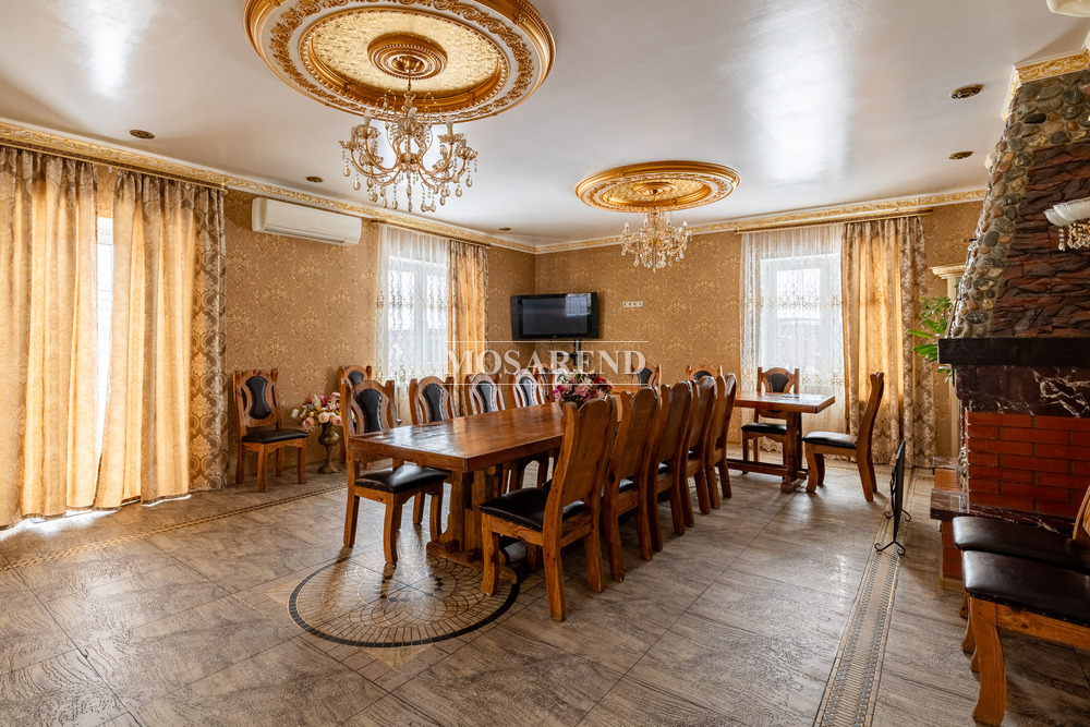 Комплекс из двух коттеджей на 50 человек