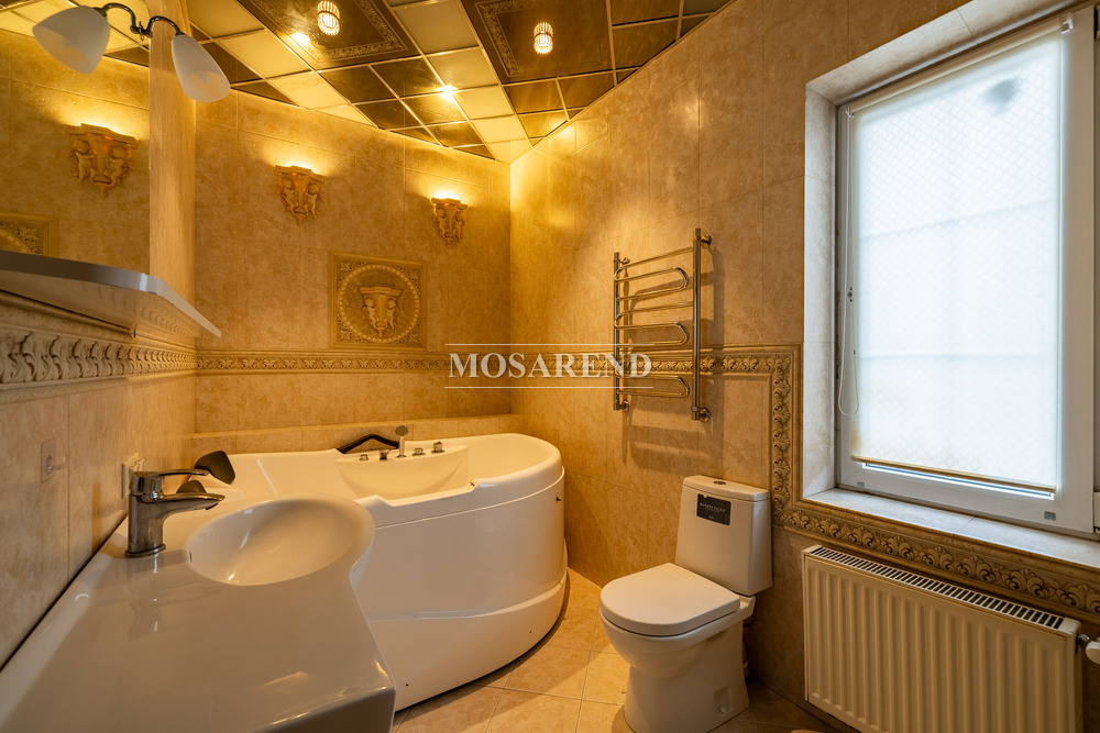 Комплекс из двух коттеджей на 50 человек