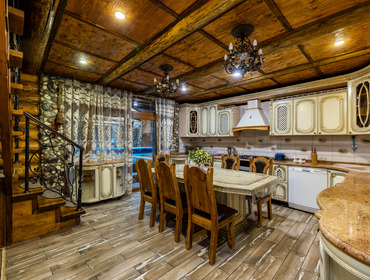 Комплекс из двух коттеджей на 50 человек