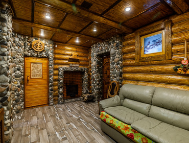 Комплекс из двух коттеджей на 50 человек