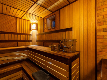 Комплекс из двух коттеджей на 50 человек