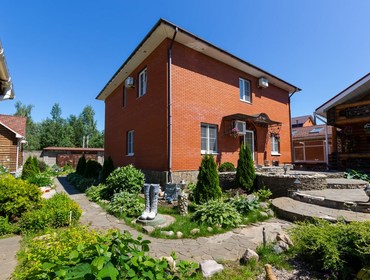 Комплекс из двух коттеджей на 50 человек