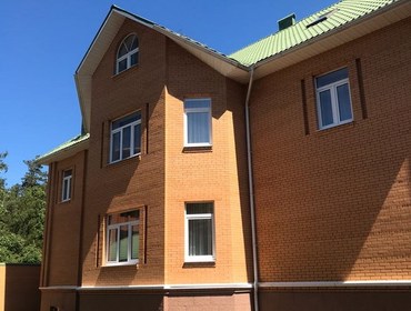 Коттедж на 10 мест