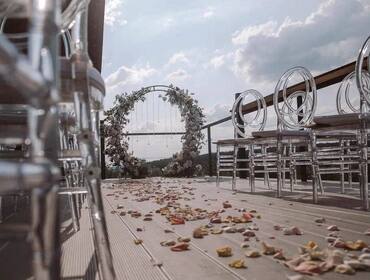 Коттедж на 80 человек