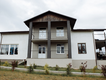 Коттедж на 80 человек