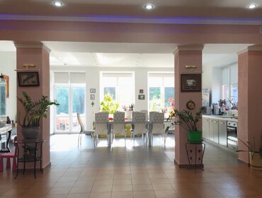 Коттедж на 22 человека