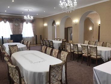 Комплекс из двух коттеджей на 65 человек