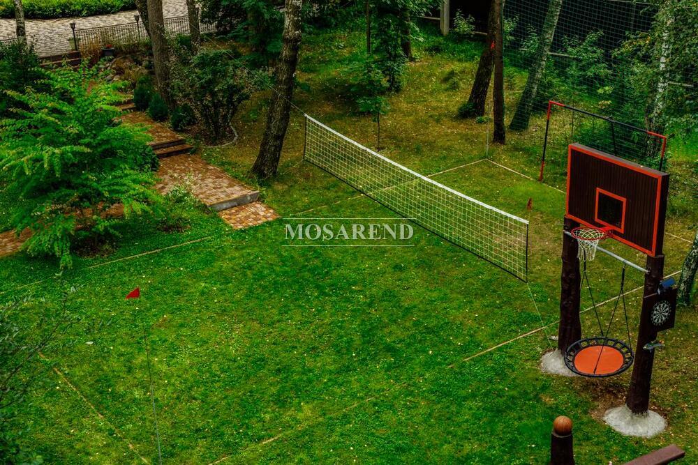 2 коттеджа на одном участке на 25 человек