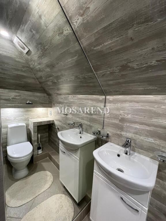 2 коттеджа на одном участке на 25 человек