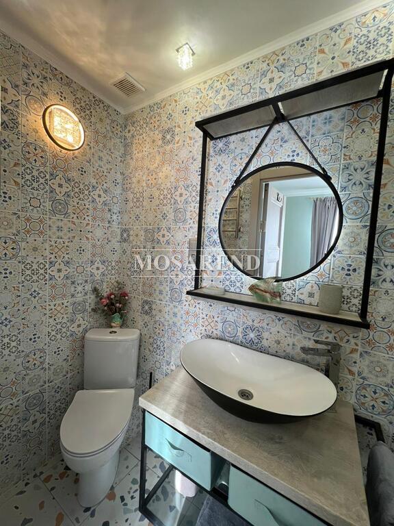 2 коттеджа на одном участке на 25 человек