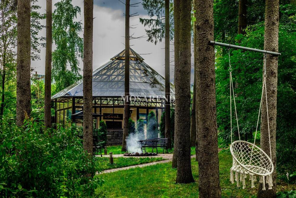 2 коттеджа на одном участке на 25 человек