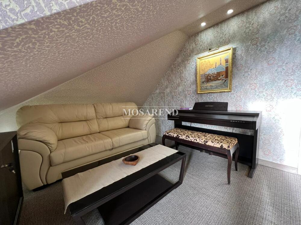 2 коттеджа на одном участке на 25 человек