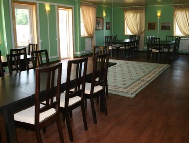 Коттедж на 100 человек