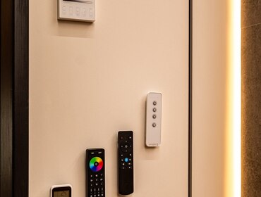 Комплекс из трех коттеджей на 36 человек