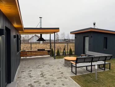 Комплекс из трех коттеджей на 36 человек